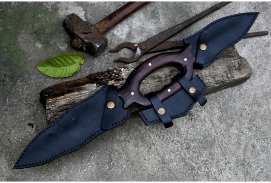 Vajra Mushti Dagger