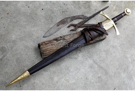 Arming swords-disc pommel