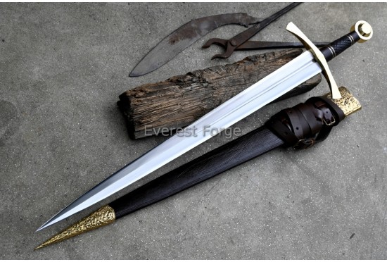 Arming swords-disc pommel