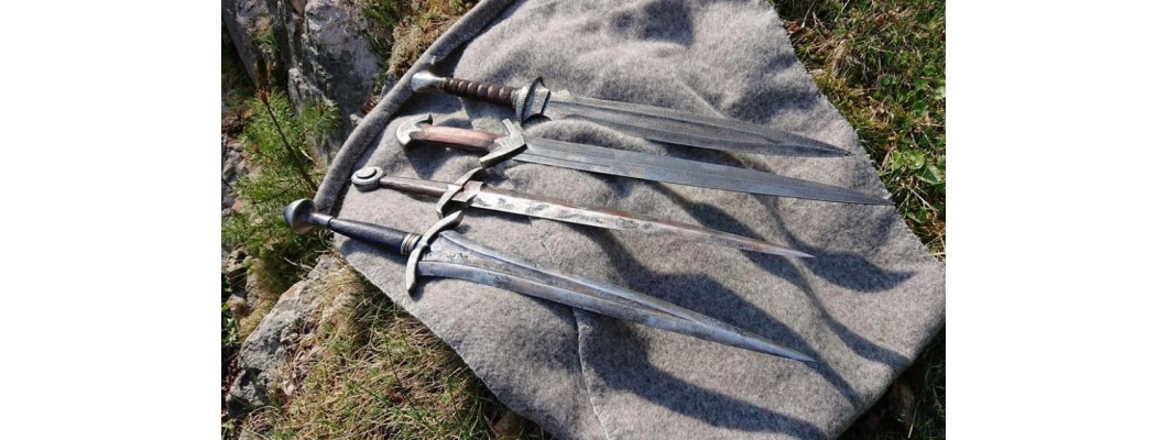 The Legendary Barrow-Blades: A Glimpse into Middle-earth's Mystical Weapons