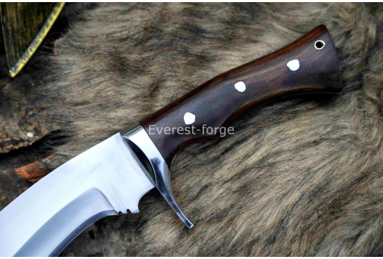 Refined Baspate Kukri
