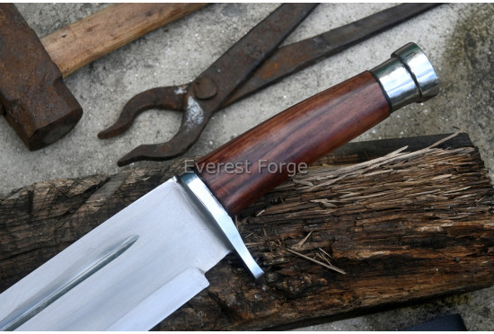 Tracker’s Bowie 