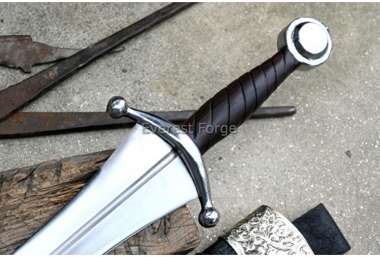 Celtic Leaf Sword-disc pommel