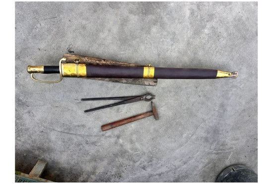30 inches long Blade Custom Sabre