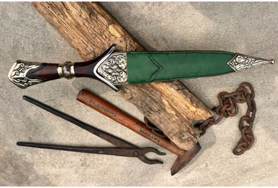 Forest Guardian Engagement Dagger – Hand-Forged Custom Keepsake Dagger