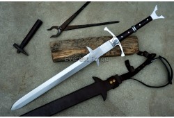 Two-Handed Greatsword
