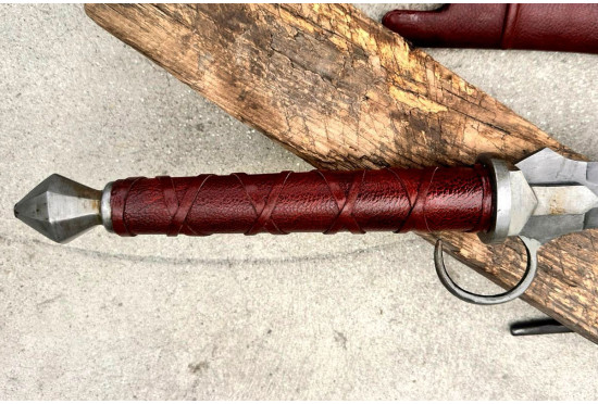 Dark Fantasy Longsword – Hand-Forged Full-Tang Blackened Blade with Ring Guard