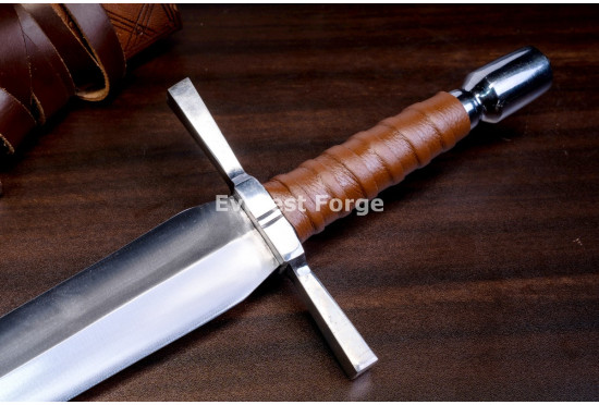 Hand-Forged Medieval Quillon Dagger, Barrel Pommel