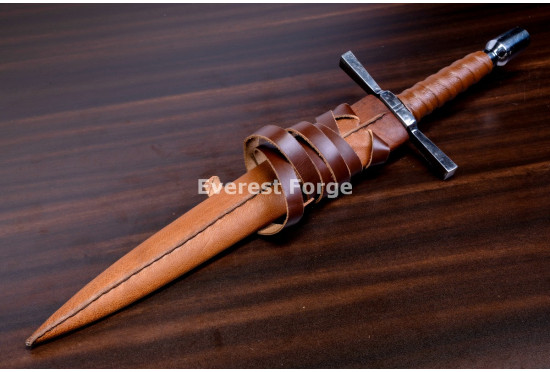 Hand-Forged Medieval Quillon Dagger, Barrel Pommel