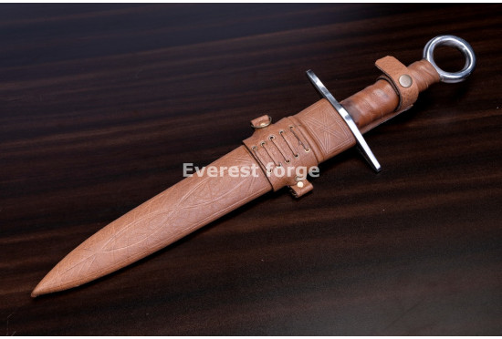 Hand-Forged Quillon Dagger, Ring Pommel