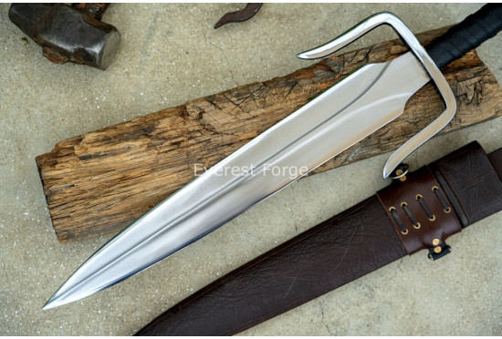 Trident Dagger