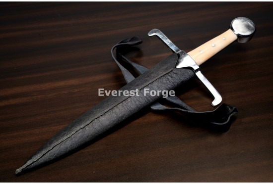 Hand-Forged Quillon Dagger, Disc Pommel