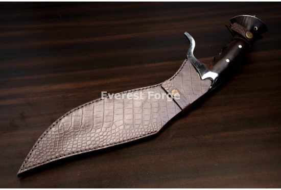 Hand-Forged Guarded Kukri, Swept Quillon