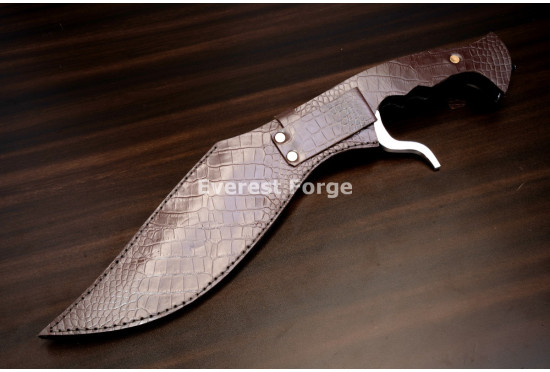Hand-Forged Guarded Kukri, Swept Quillon