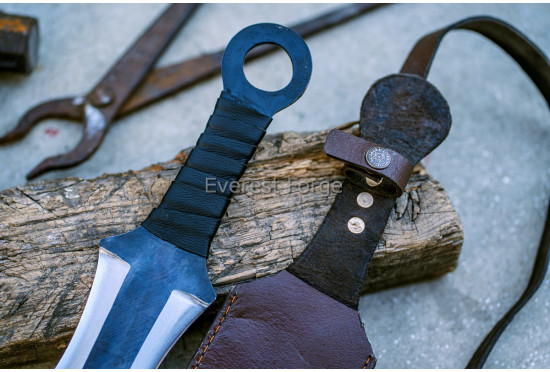 Kunai Mandevilla Dagger
