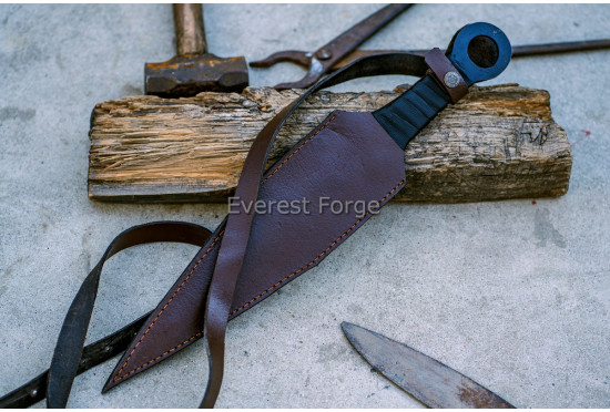 Kunai Mandevilla Dagger