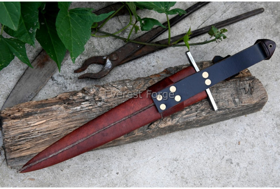 Knight’s Sidearm Dagger