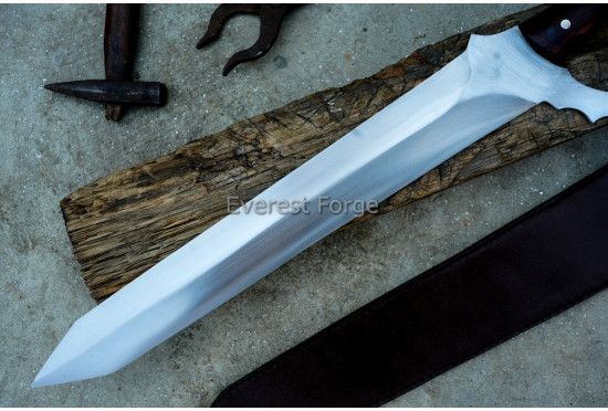 Knuckle Gladius Dagger