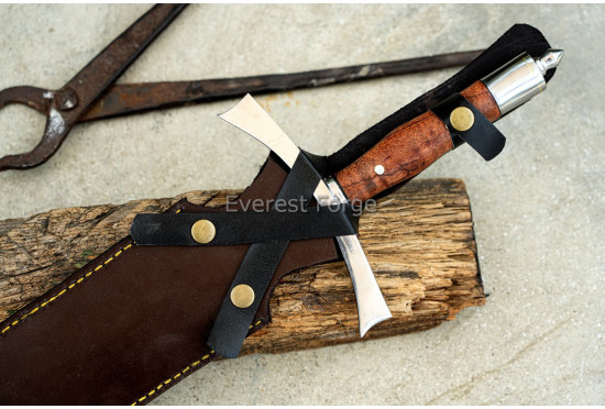 Leaf blade Dagger