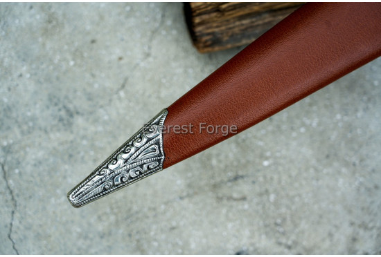 Crown Guard Fantasy Dagger 