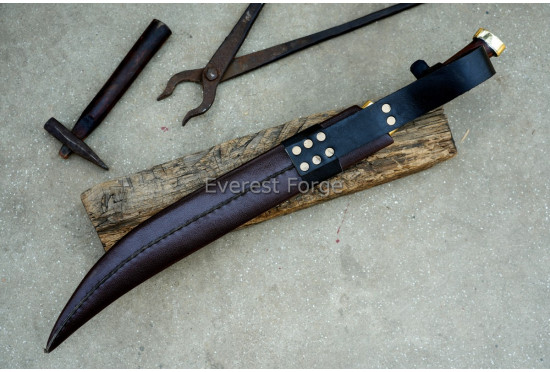 Elif Curved Dagger