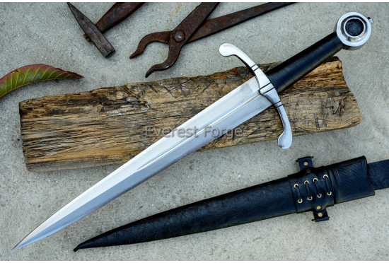Henry V Dagger