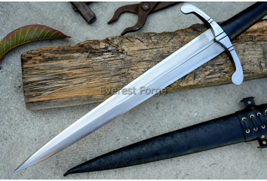Henry V Dagger