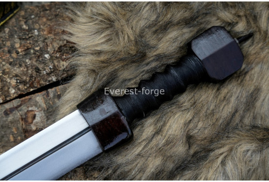 Roman Gladius Sword – Classical Legionary Sidearm