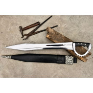 Hand-Forged Knuckle-Guard Short Sword — "Gladiator" 