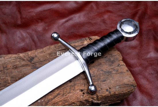Hand-Forged Fantasy Gladius Sword, Disc Pommel Hilt
