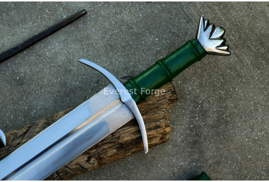 Knight’s Healer Sword