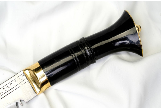 Kothimora Kukri/Khukuri – The Queen’s Gurkha Signals Cap Badge