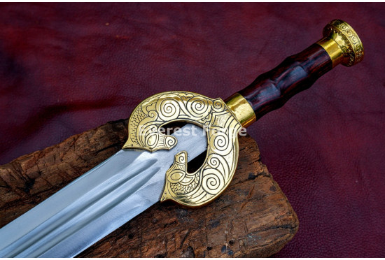 Herugrim-Inspired Fantasy Longsword – Hand-Forged Full-Tang Blade with Decorated Guard & Pommel