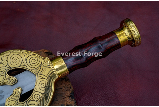 Herugrim-Inspired Fantasy Longsword – Hand-Forged Full-Tang Blade with Decorated Guard & Pommel