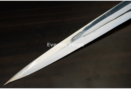 Hand-Forged Mandeville Dagger, Cross Guard