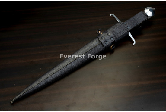 Hand-Forged Mandeville Dagger, Cross Guard