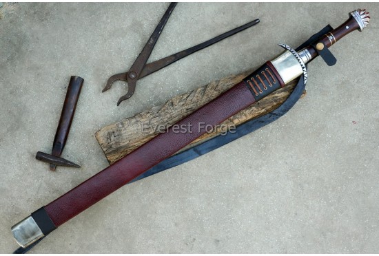 5-Lobed Pommel Medieval Sword