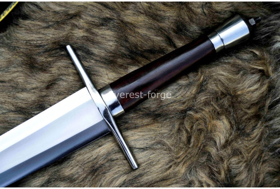 Late Medieval Crossguard Dagger