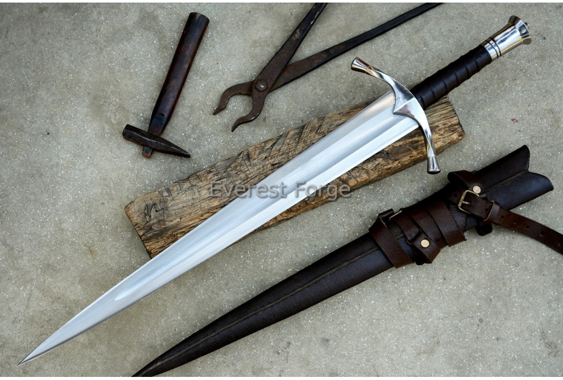 Sword of Boromir hand-forged Lord of the Rings replica — Everest Forge Nepal