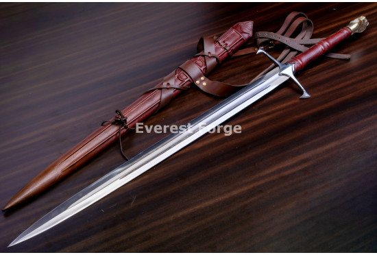 Hand-Forged Longsword, Wolf-Head Pommel