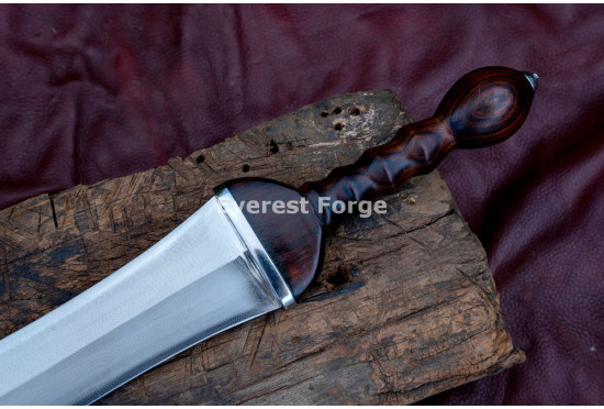 Hand-Forged Roman Pugio Dagger – Full-Tang 5160 Leaf-Shaped Blade