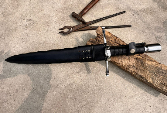 Side Ring Parrying Dagger – Hand-Forged Flamberge Main Gauche