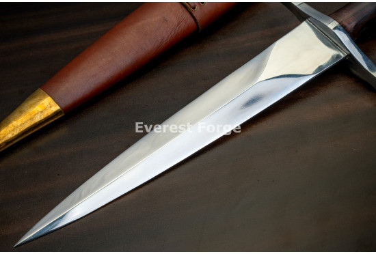 Hand-Forged Quillon Dagger, Barrel Pommel