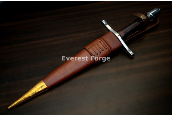 Hand-Forged Quillon Dagger, Barrel Pommel