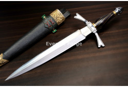 Hand-Forged Quillon Dagger, Fishtail Guard
