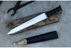 Rondel Dagger