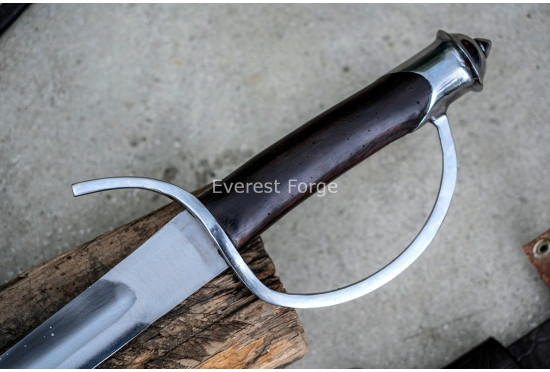 D-Guard Curved Saber-Scimitar