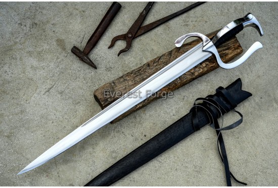 Wakefield Hanger Falchion