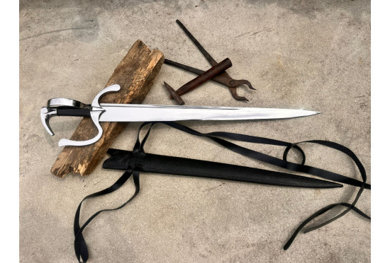 Hand-Forged Renaissance Side Sword — "Wakefield"