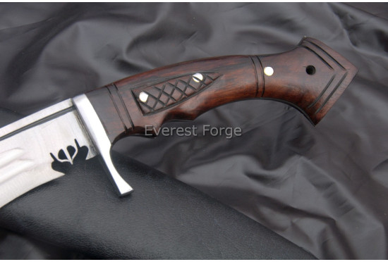 Crown Survival Khukuri